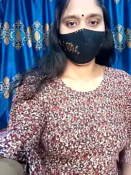 Snapshot of Hot_Maleka chatting on 02/11/25, 12:27 Hot Maleka online show from 02/11/25, 12:27
