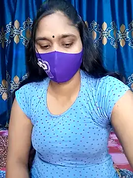 Snapshot of Hot_Maleka chatting on 02/12/25, 02:45 Hot Maleka online show from 02/12/25, 02:45