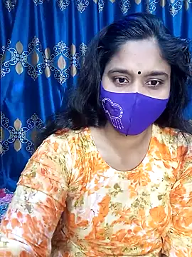 Snapshot of Hot_Maleka chatting on 02/16/25, 02:53 Hot Maleka online show from 02/16/25, 02:53
