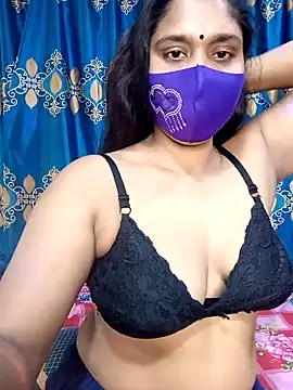 Snapshot of Hot_Maleka chatting on 02/17/25, 06:20 Hot Maleka online show from 02/17/25, 06:20