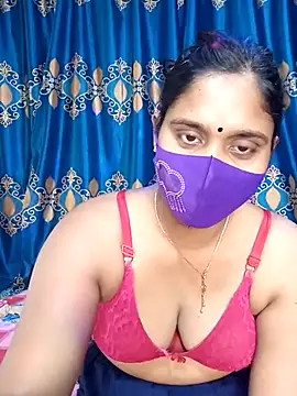 Snapshot of Hot_Maleka chatting on 02/22/25, 05:55 Hot Maleka online show from 02/22/25, 05:55