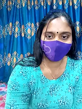 Snapshot of Hot_Maleka chatting on 03/08/25, 05:59 Hot Maleka online show from 03/08/25, 05:59