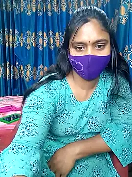 Snapshot of Hot_Maleka chatting on 03/18/25, 06:03 Hot Maleka online show from 03/18/25, 06:03