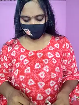 Snapshot of Hot_Maleka chatting on 09/29/25, 04:34 Hot Maleka online show from 09/29/25, 04:34