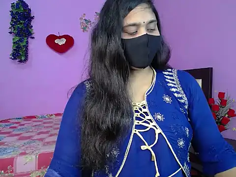 Hot Maleka online show from 04/20/26, 04:32