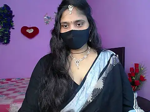 Hot Maleka online show from 05/07/26, 04:34