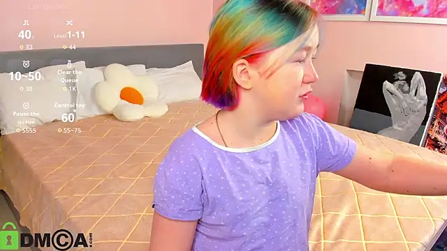 Sara Robinson online show from 12/18/25, 02:39