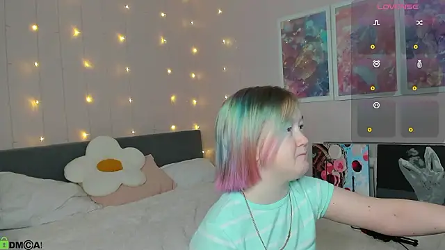 Sara Robinson online show from 02/03/26, 02:53