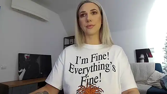 KhloeK online show from 02/24/25, 10:04