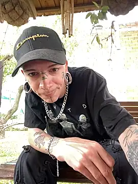 Seebohm1111 online show from 12/21/24, 03:53