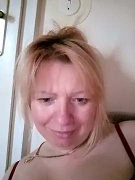 Lauri scherri online show from 11/28/25, 02:31