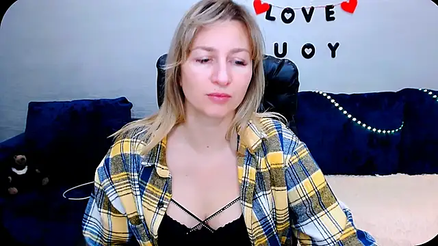 Incredible Ariela online show from 10/20/25, 10:16