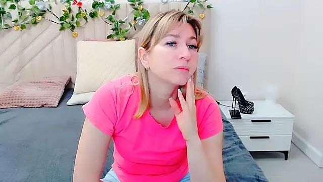 Incredible Ariela online show from 04/01/26, 06:47