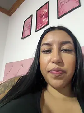 Tamara Roberts1 online show from 02/25/25, 02:14