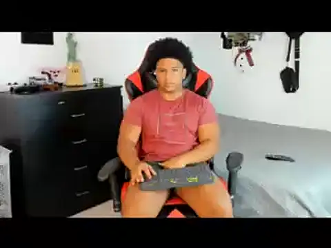 May Dylan1 online show from 02/16/26, 06:42