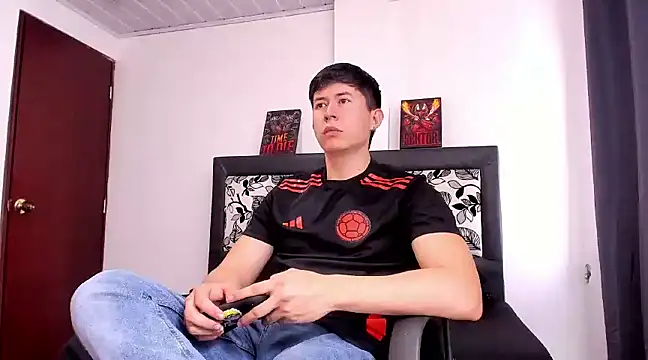 Snapshot of setsuna10 chatting on 12/14/24, 08:40 setsuna10 online show from 12/14/24, 08:40