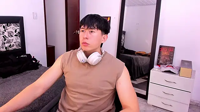 Snapshot of setsuna10 chatting on 03/06/25, 07:43 setsuna10 online show from 03/06/25, 07:43