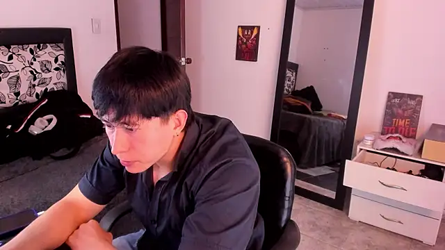 Snapshot of setsuna10 chatting on 03/22/25, 10:48 setsuna10 online show from 03/22/25, 10:48