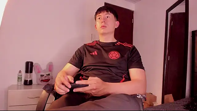 Snapshot of setsuna10 chatting on 09/08/25, 07:57 setsuna10 online show from 09/08/25, 07:57