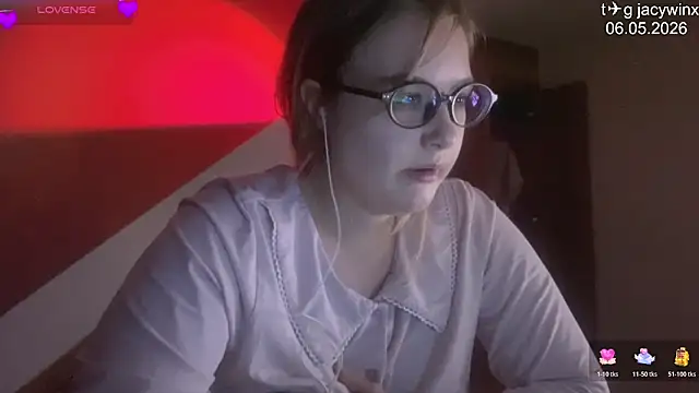 JacyWinslat online show from 05/06/26, 01:05
