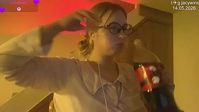 JacyWinslat online show from 05/14/26, 01:40