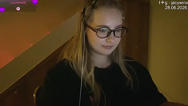 JacyWinslat online show from 06/28/26, 03:07