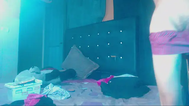 DOMINANTE KLOE  online show from 12/26/24, 05:47