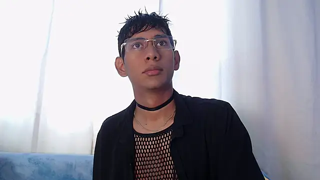 Nick Collins18 online show from 11/19/25, 03:56