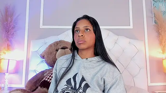 evelyn evony online show from 12/24/24, 10:11