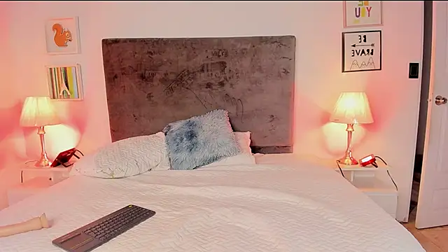 evelyn evony online show from 12/26/24, 11:32