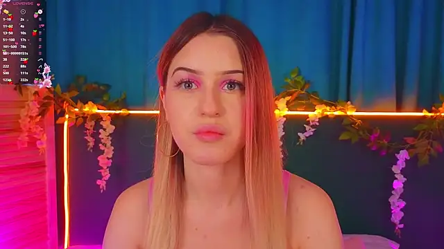 AlinaWalters online show from 11/21/25, 08:07