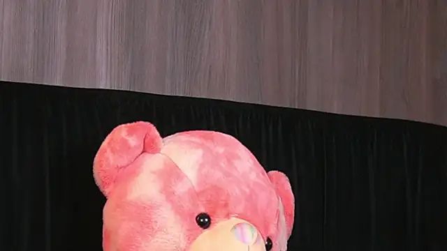 Snapshot of CataleyaKirk chatting on 12/18/24, 06:46 CataleyaKirk online show from 12/18/24, 06:46