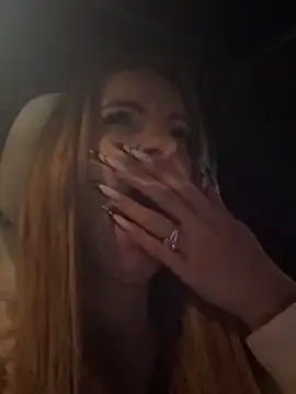 Snapshot of CataleyaKirk chatting on 03/05/26, 09:11 CataleyaKirk online show from 03/05/26, 09:11