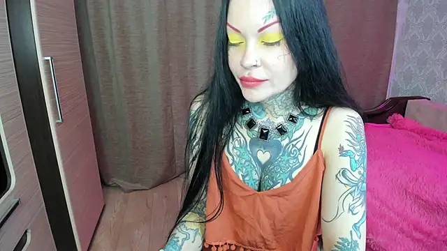 Megan Black Moon online show from 11/15/25, 11:07