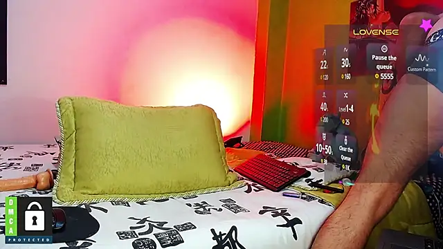 Snapshot of Diilanhott chatting on 01/23/25, 11:36 Diilanhott online show from 01/23/25, 11:36