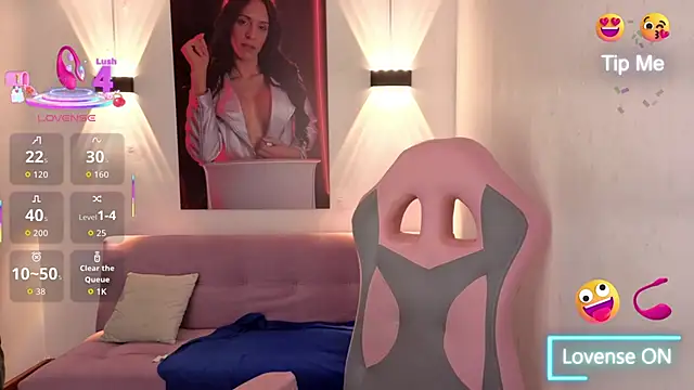 vittorialombardi   online show from 09/13/25, 08:14