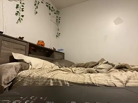 Kittyymaze1 online show from 09/29/25, 11:48