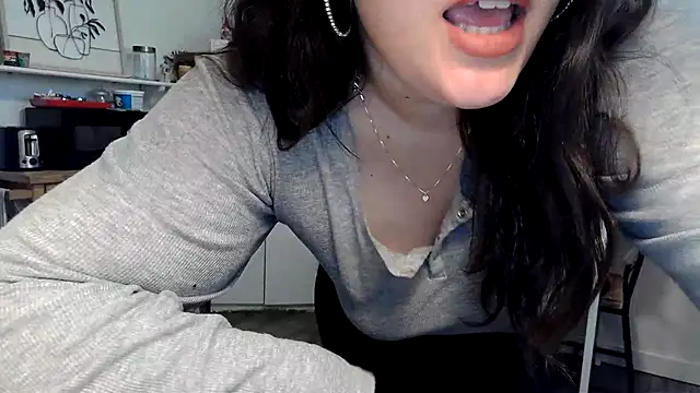 Kittyymaze1 online show from 02/04/26, 01:06