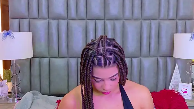 TiaraRosse online show from 02/03/26, 01:27