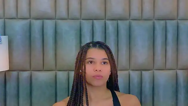 TiaraRosse online show from 02/10/26, 03:32