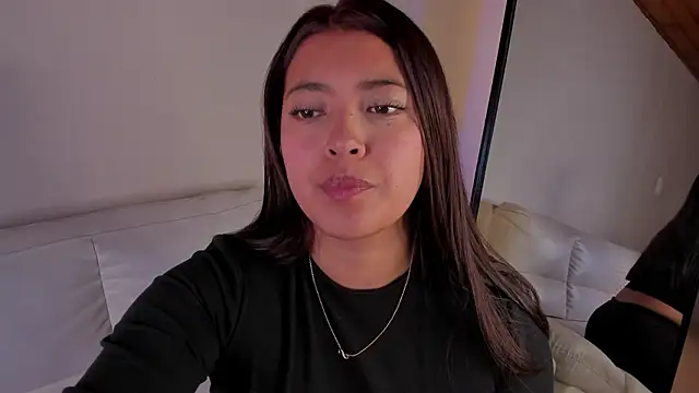 Rebeca Williams  online show from 03/25/26, 12:44