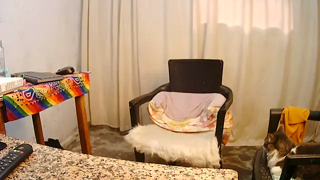 Oh Tique online show from 01/18/25, 03:49