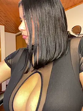 Snapshot of Isabella_boobd chatting on 02/25/26, 09:24 Isabella boobd online show from 02/25/26, 09:24