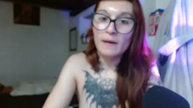 kittenlizz online show from 09/27/25, 04:45