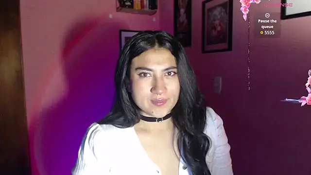 bunnyemilyrose36 online show from 11/06/25, 07:53