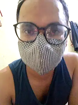 Snapshot of all_the_fun_you_want chatting on 10/31/25, 03:35 all the fun you want online show from 10/31/25, 03:35