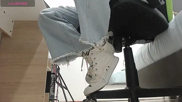 alma fenix online show from 02/21/25, 01:11