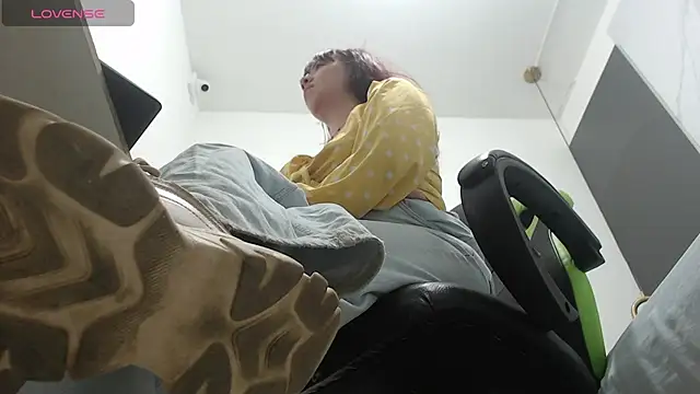 alma fenix online show from 03/10/25, 12:04