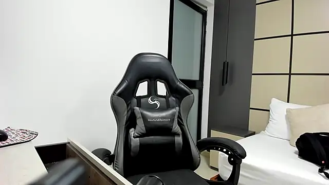 alma fenix online show from 03/04/26, 12:22