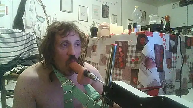 cyril020202 online show from 11/01/25, 11:07